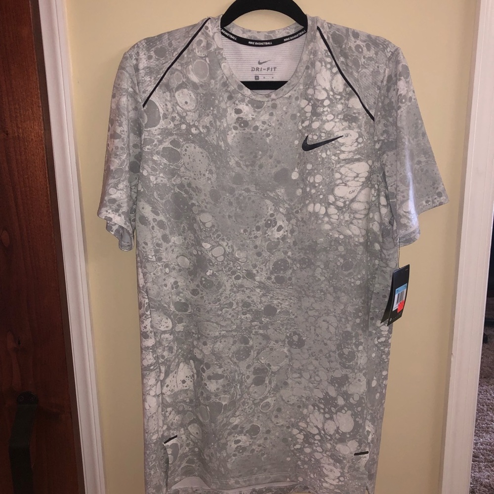 NEW Nike Dri-Fit Basketball Shirt